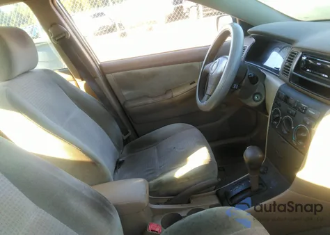 2005 Toyota Corolla Ce z USA, uszkodzony, nr VIN 1NXBR32E15Z557391